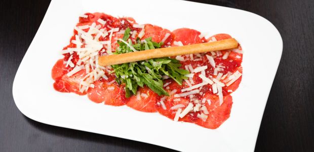 Carpaccio: Antipasti-Klassiker mit künstlerischem Background